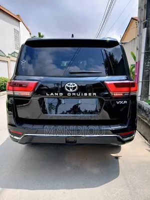 Nouveau Toyota Land Cruiser 2026 Noir