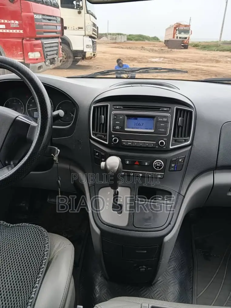 Hyundai Starex 2019 Blanc