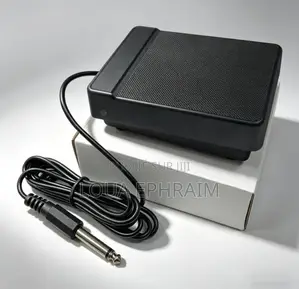 Synthétiseur À Pédale Forte Pour Piano