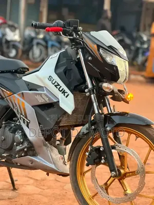 Nouveau Suzuki Autre 2026 Gris