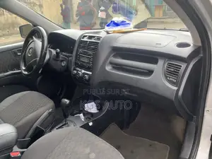 Kia Sportage 2.0 4x4 Automatic 2006 Gris