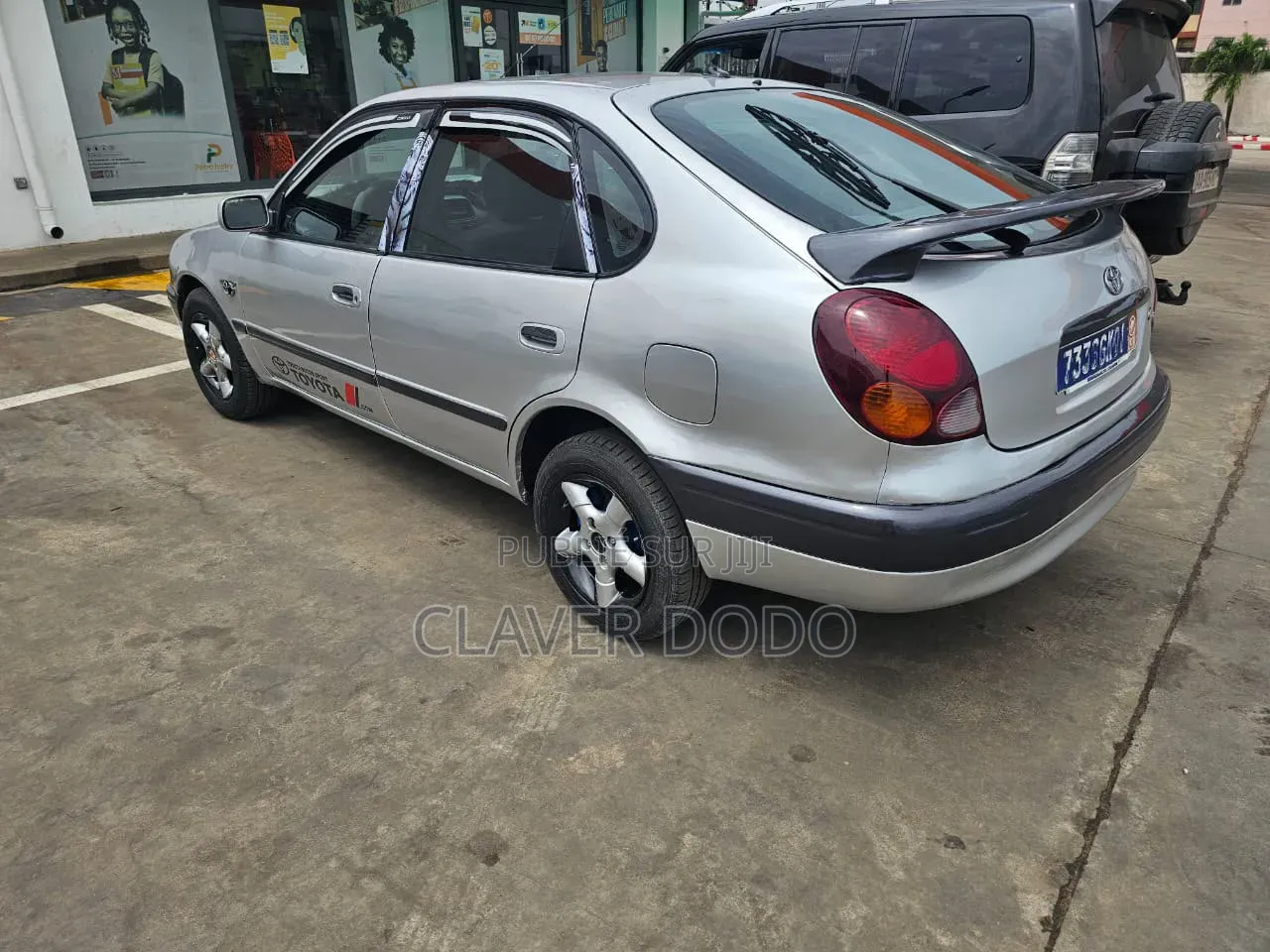 Toyota Corolla 2000 Gris