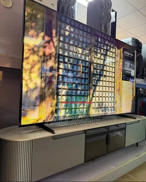 Samsung 75 Pouces Crystal UHD Smart TV, Modèle DU7000.