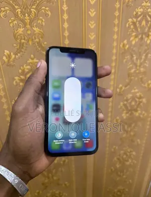 Nouveau Apple iPhone 11 Pro 64 GB Noir
