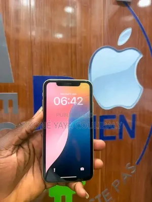 Nouveau Apple iPhone XR 64 GB Jaune