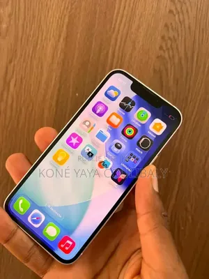 Nouveau Apple iPhone 13 256 GB Blanc