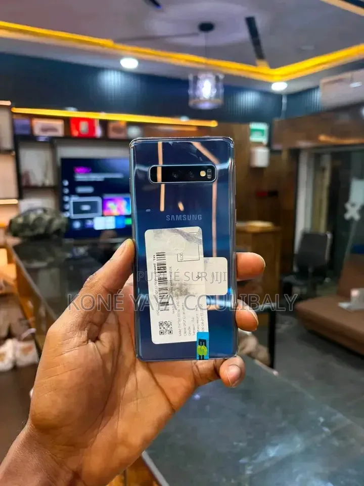 Nouveau Samsung Galaxy S10 128 GB Bleu