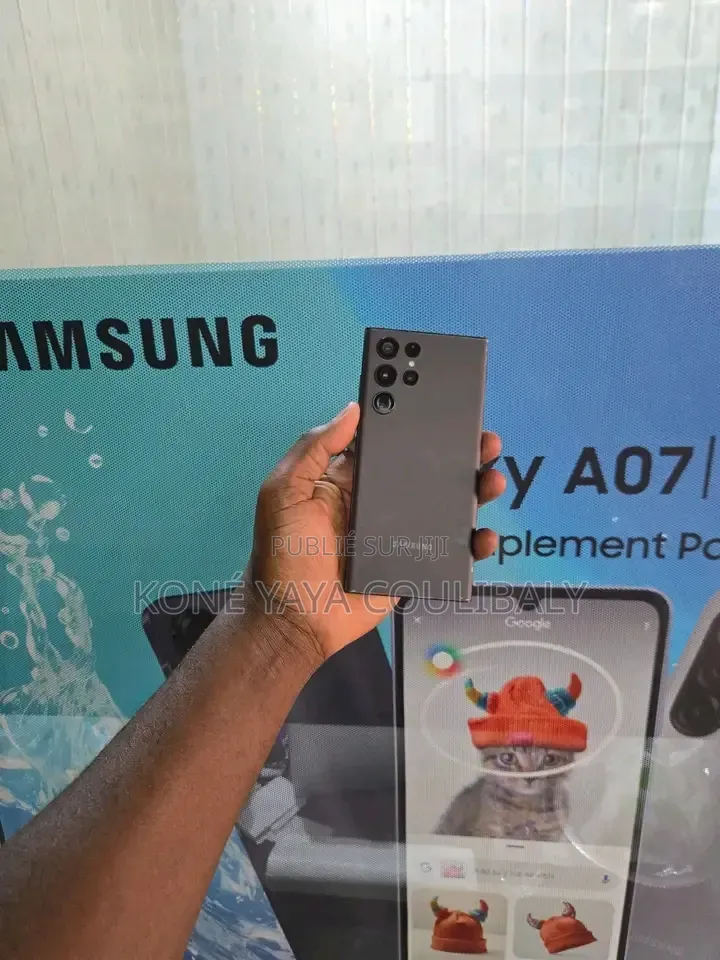 Nouveau Samsung Galaxy S22 Ultra 256 GB Noir
