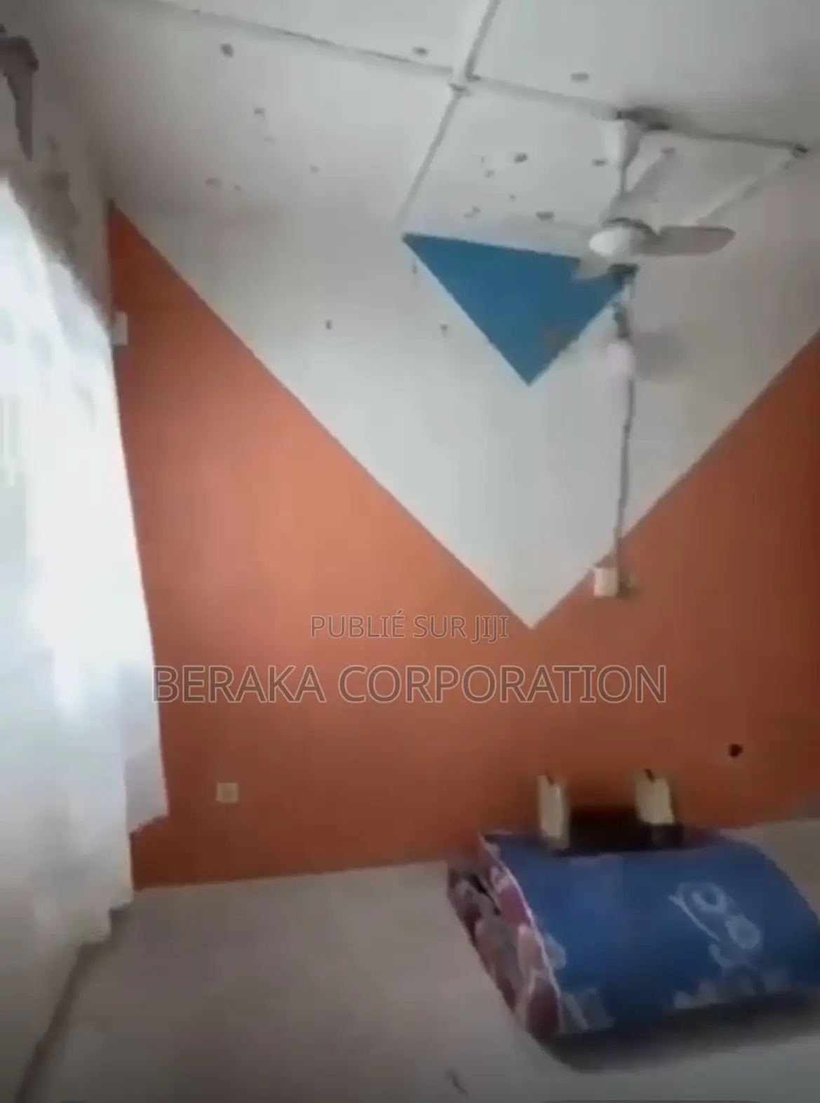 3chbre Villa dans Beraka Corporation, Cocody à Vendre