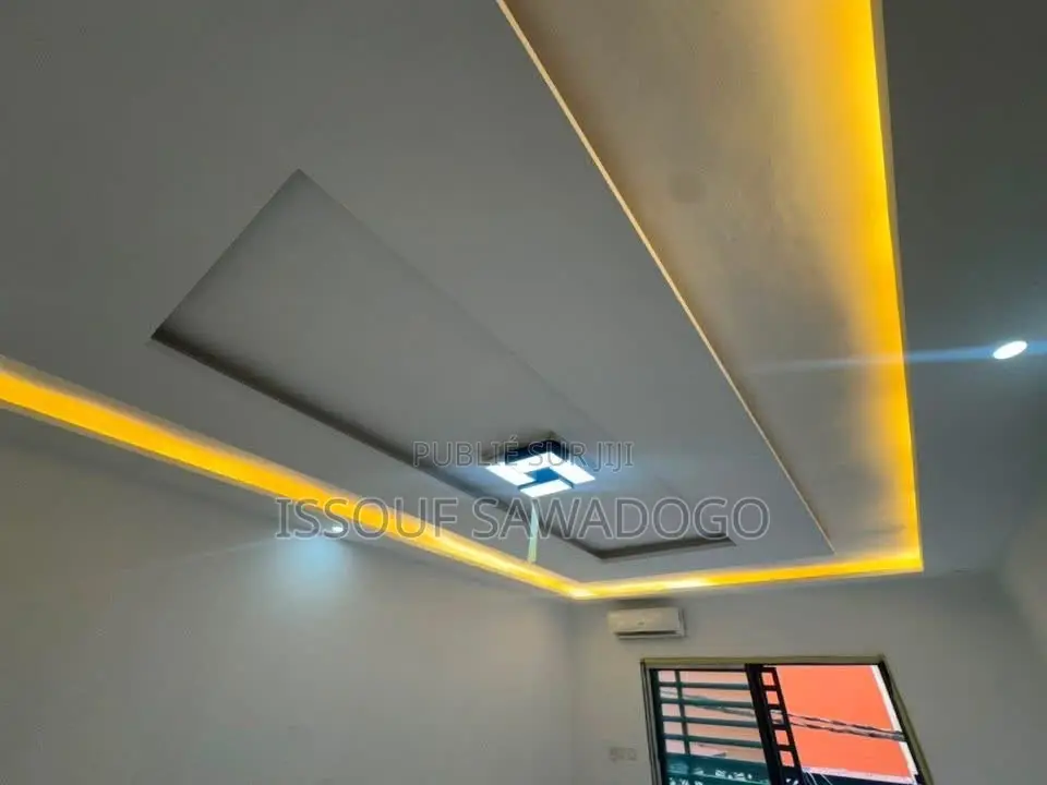 2chbre Appartement dans Isbank, Cocody à Louer