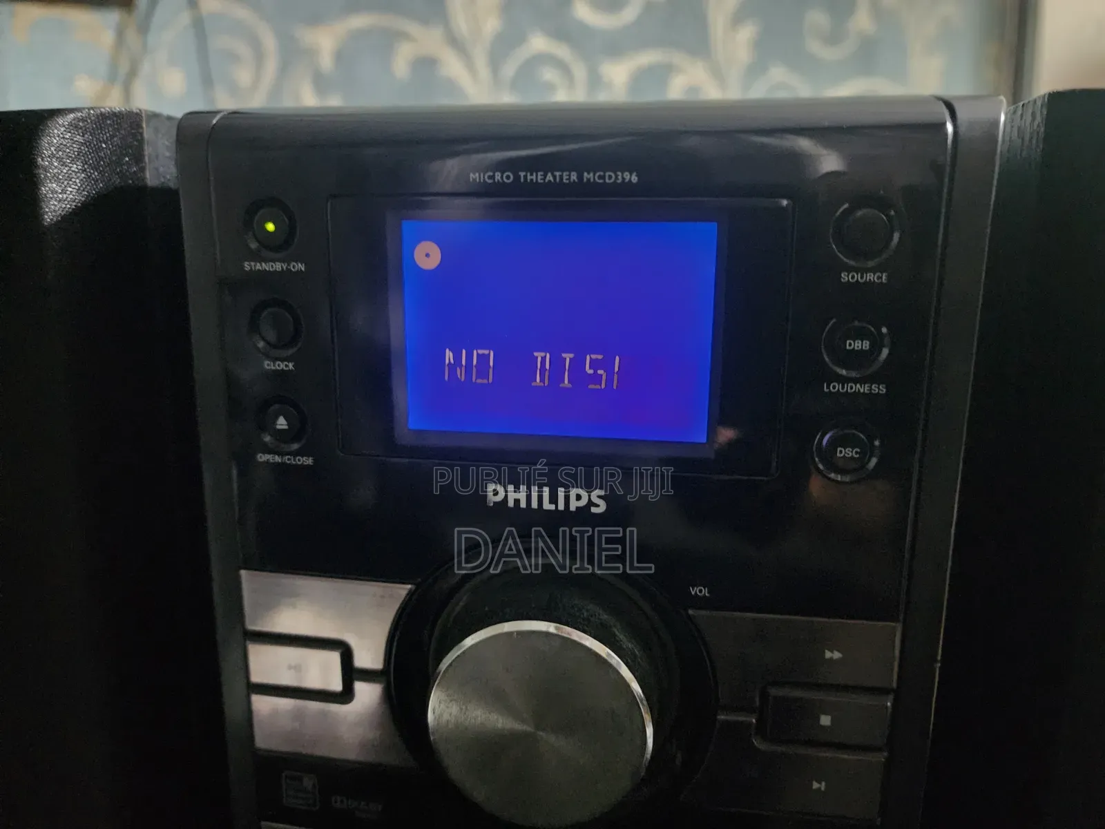 Jolie Mini-Chaine Philips Importé Bluetooth Clé USB Cd Radio