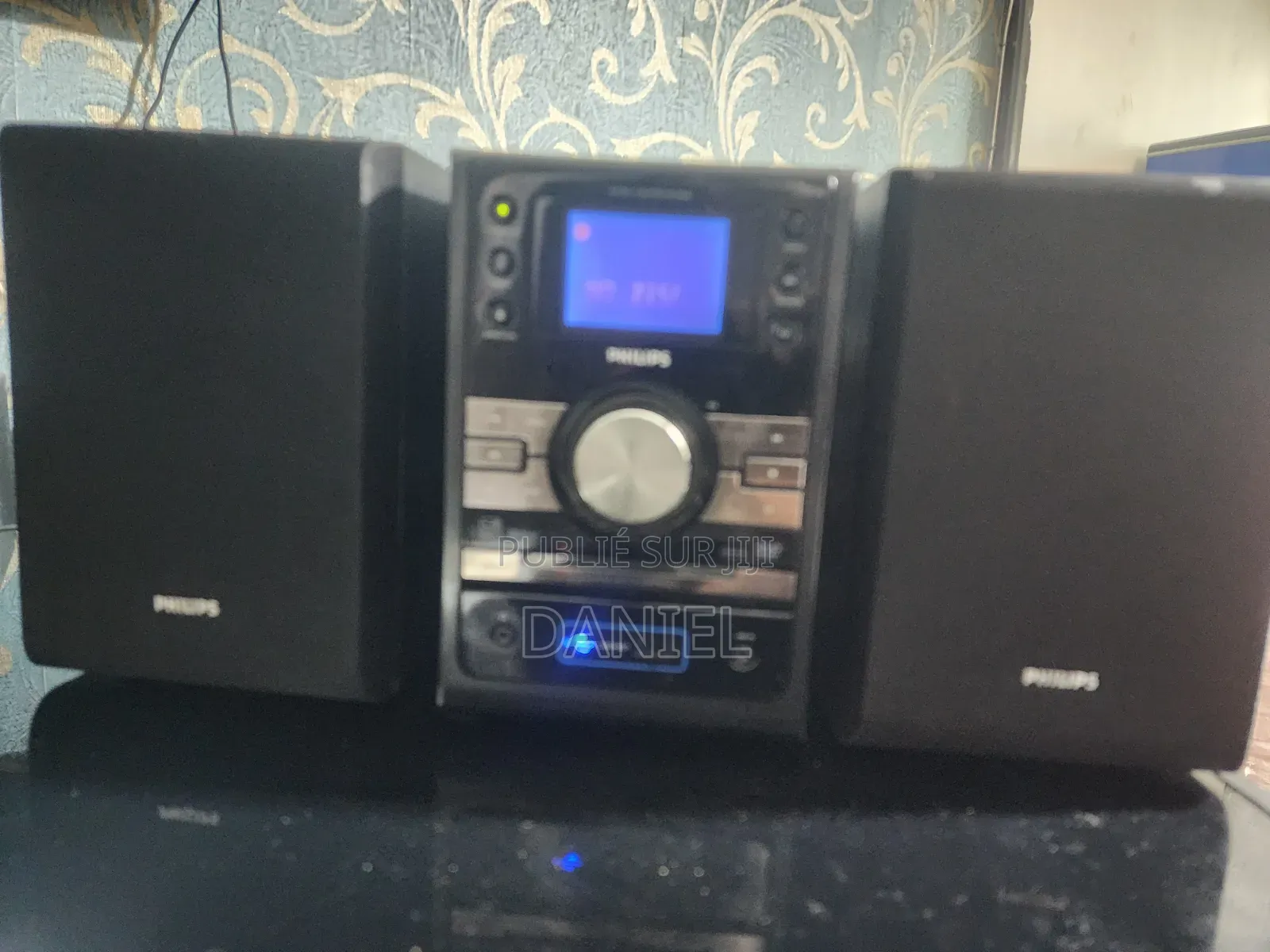 Jolie Mini-Chaine Philips Importé Bluetooth Clé USB Cd Radio
