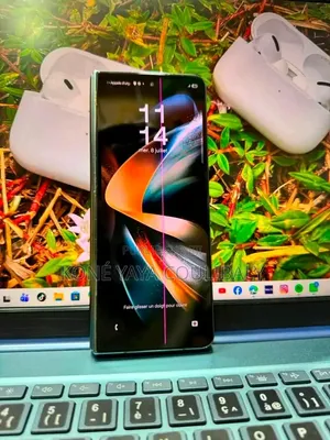 Nouveau Samsung Galaxy Z Flip4 256 GB Vert