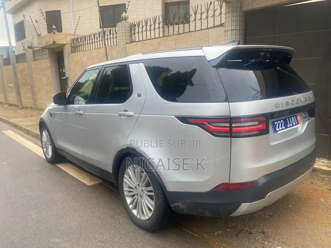 Land Rover Discovery HSE 4x4 2018 Gris