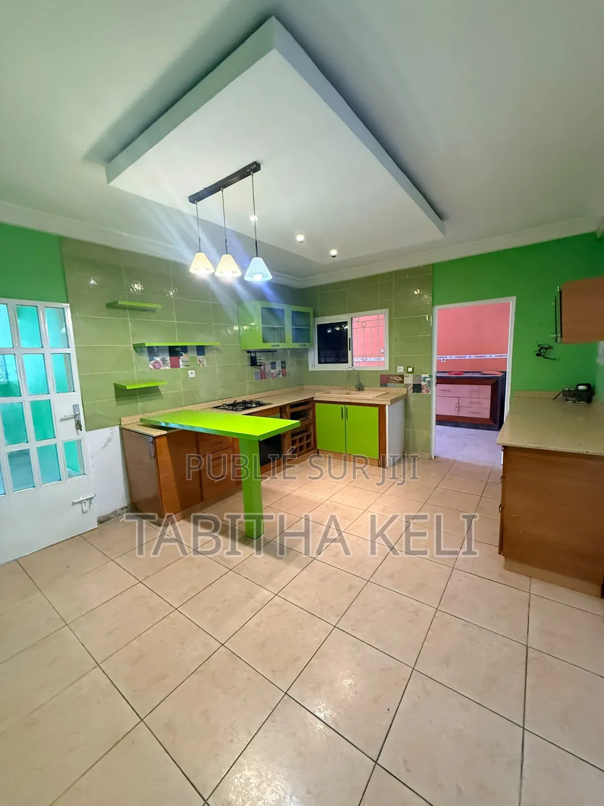 4chbre Duplex dans Francis Gweh, Cocody à Louer