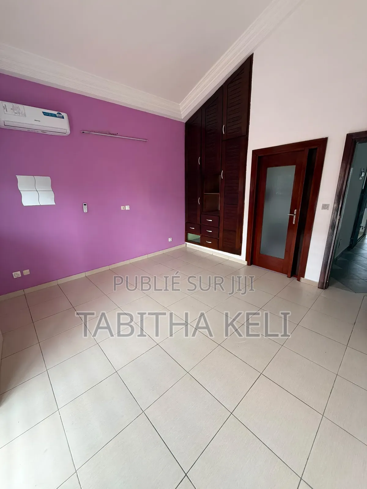 4chbre Duplex dans Francis Gweh, Cocody à Louer
