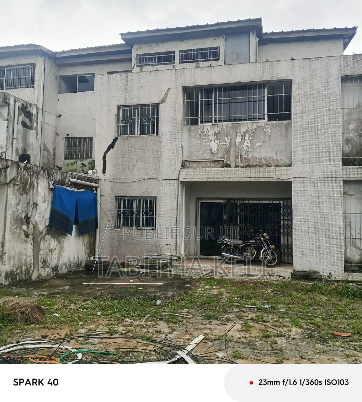 20chbre Duplex dans Francis Gweh, Cocody à Louer