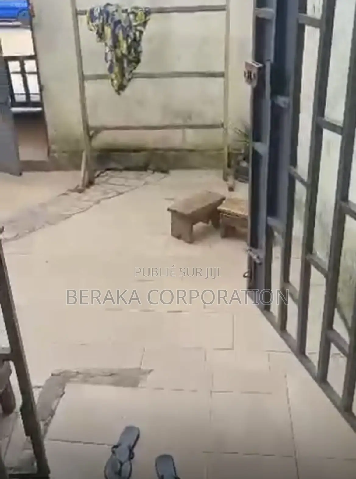 3chbre Villa dans Beraka Corporation, Yopougon à Vendre