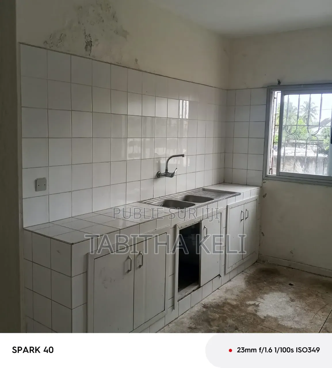 20chbre Duplex dans Francis Gweh, Cocody à Louer