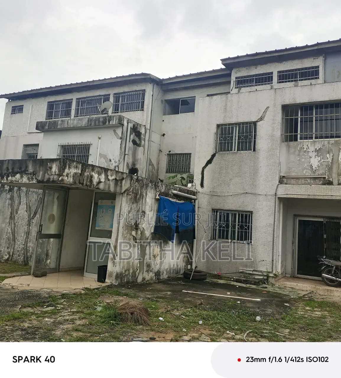 20chbre Duplex dans Francis Gweh, Cocody à Louer