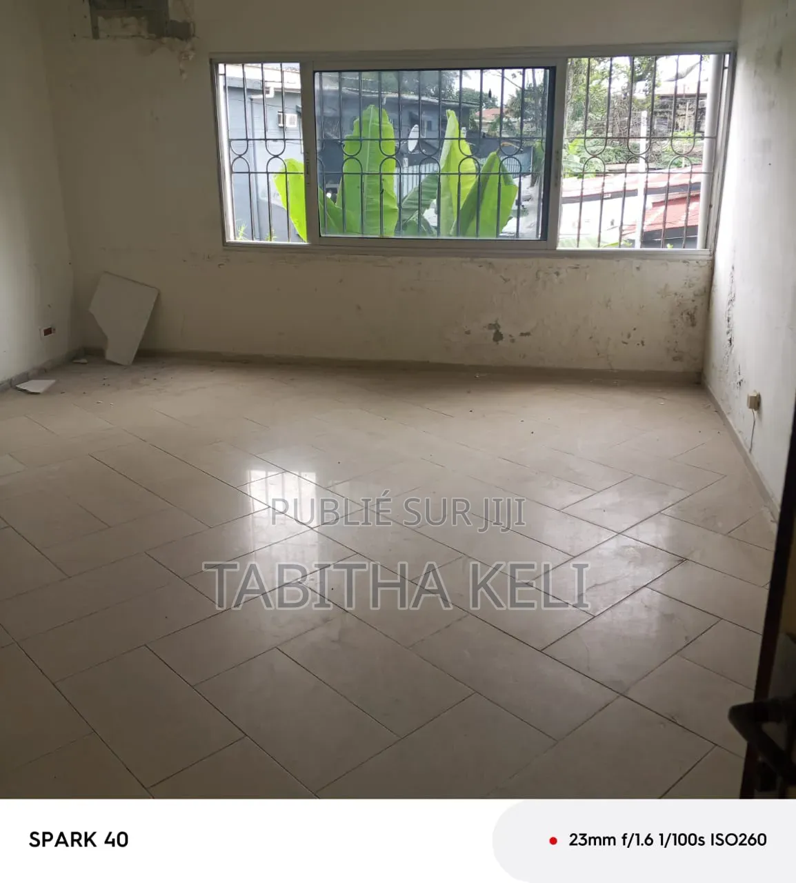 20chbre Duplex dans Francis Gweh, Cocody à Louer