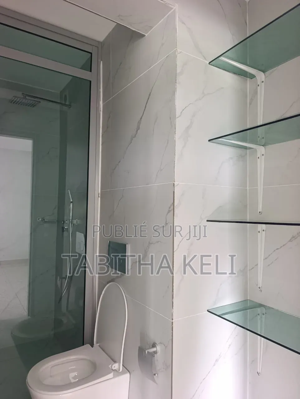 4chbre Appartement dans Francis Gweh, Cocody à Louer