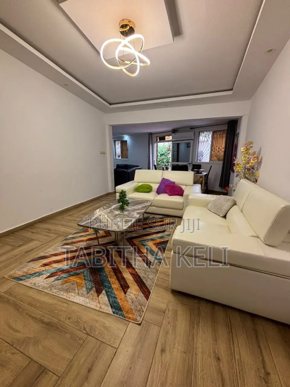 2chbre Villa dans Francis Gweh, Cocody à Louer