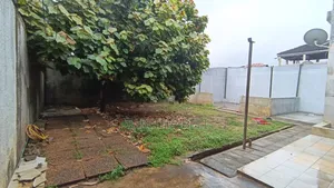 4chbre Duplex dans Francis Gweh, Cocody à Louer
