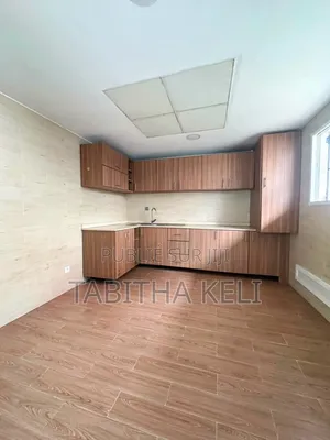 3chbre Duplex dans Francis Gweh, Cocody à Louer