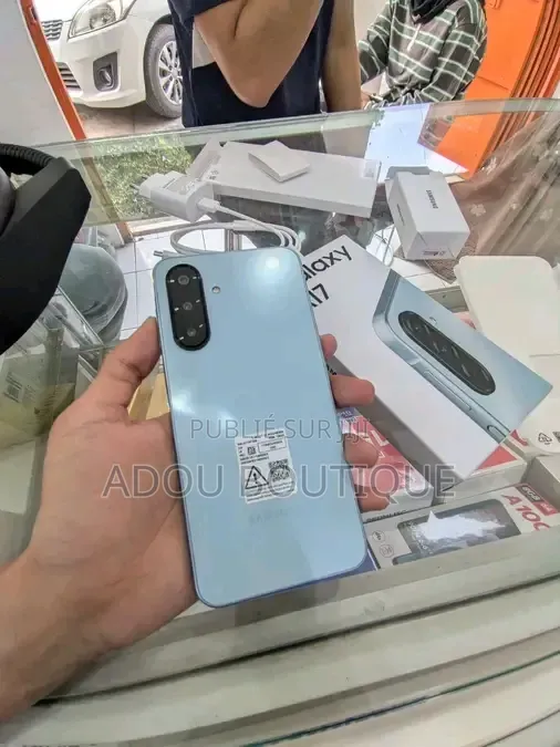Nouveau Samsung Galaxy A17 128 GB Autre