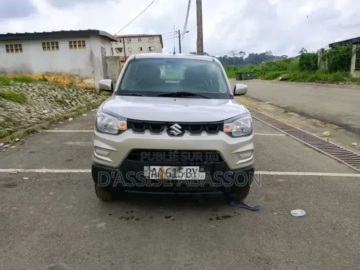 Suzuki Dzire 2025 Gris