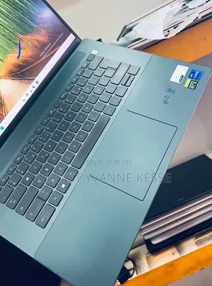 Nouveau HP 280 G8 3GB Intel Core Ultra 9 SSHD+SSD 40GB