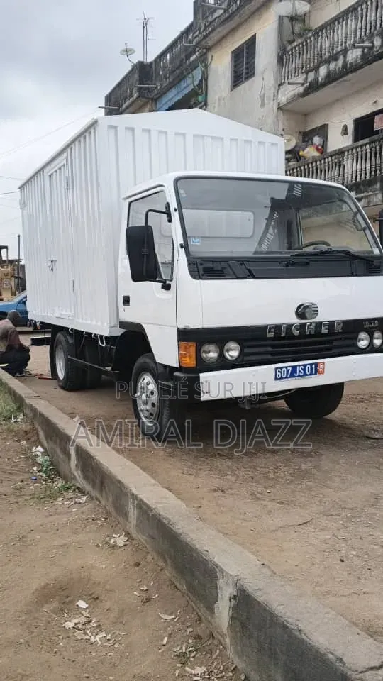 Camion Eicher – Très Très Propre
