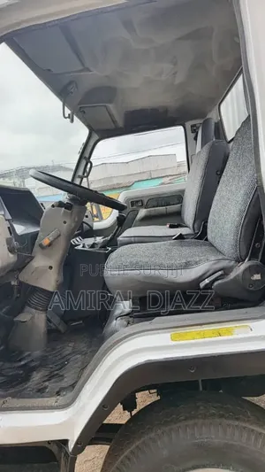 Camion Eicher – Très Très Propre