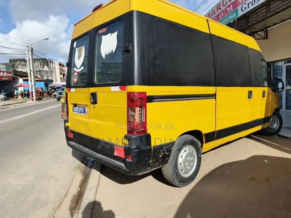 Fiat Ducato 2004 Jaune