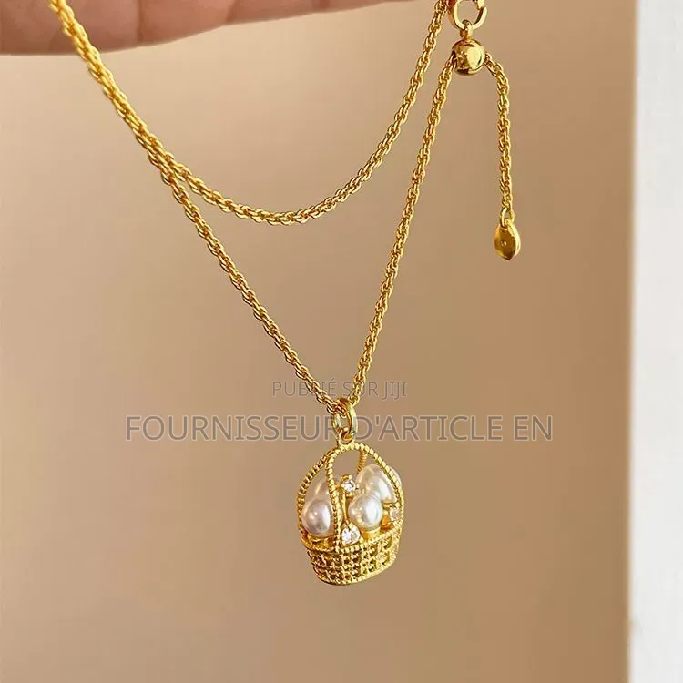 Collier Pendentif « Panier De Richesse »