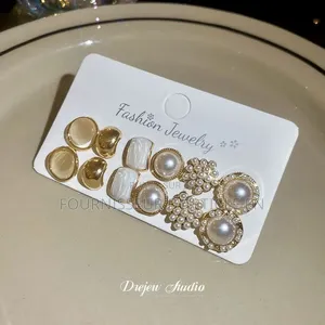 Ensemble De Boucles d'Oreilles À Clous Géométriques en Acier Et P