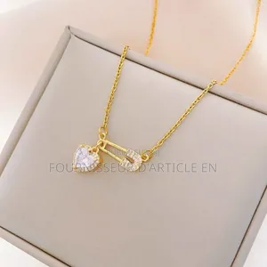 Collier Broche en Forme De Cœur,