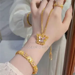Collier, Bracelet Et Bague en Filigrane
