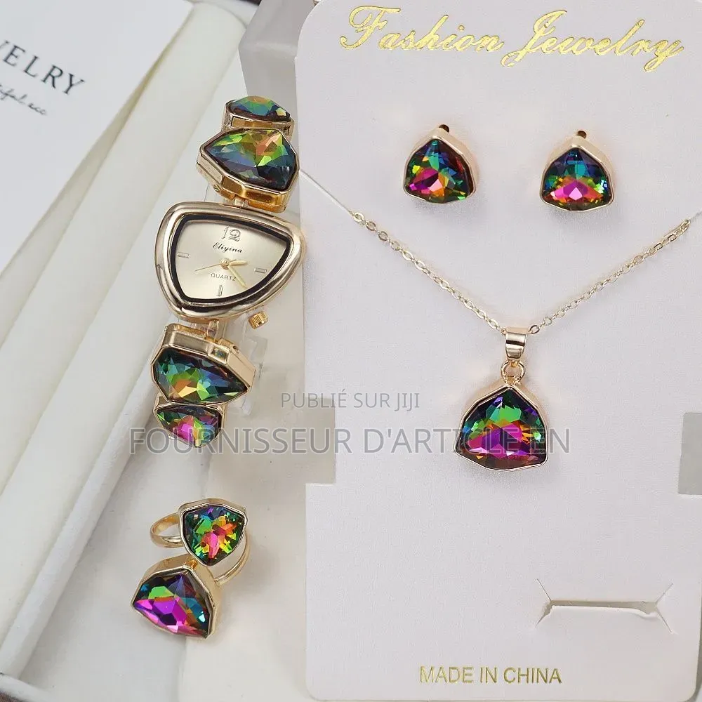 Ensemble De 4 Pièces : Montre-Bracelet Et Bijoux Assortis Pour Femme.