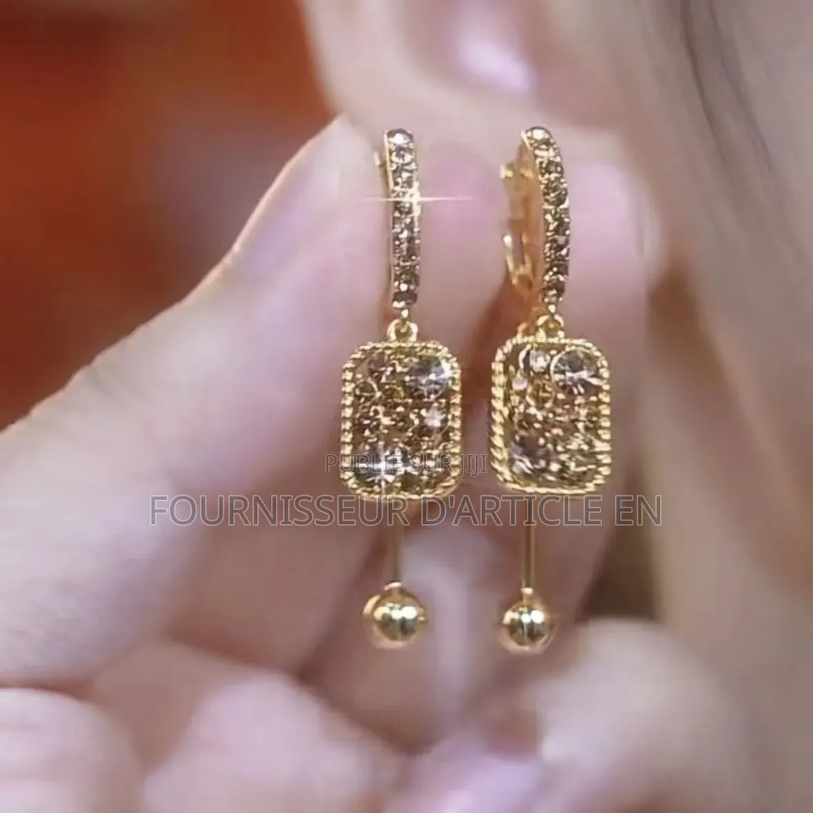 Parure 2 Pièces — Collier Et Boucles d'Oreilles Clips