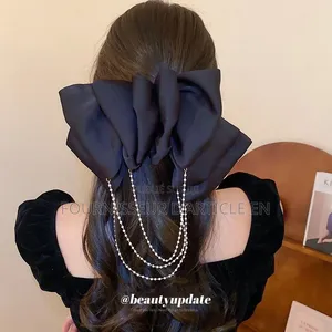 Pince À Cheveux À Ressort — Très Grand Nœud Papillon en Tulle
