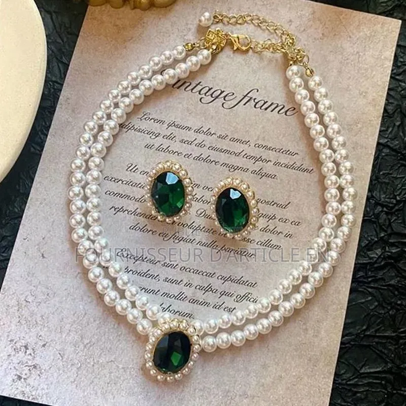 Ensemble Collier Et Boucles d'Oreilles