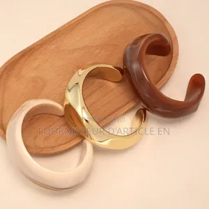 Ensemble De Bracelets en Acrylique Et Résine