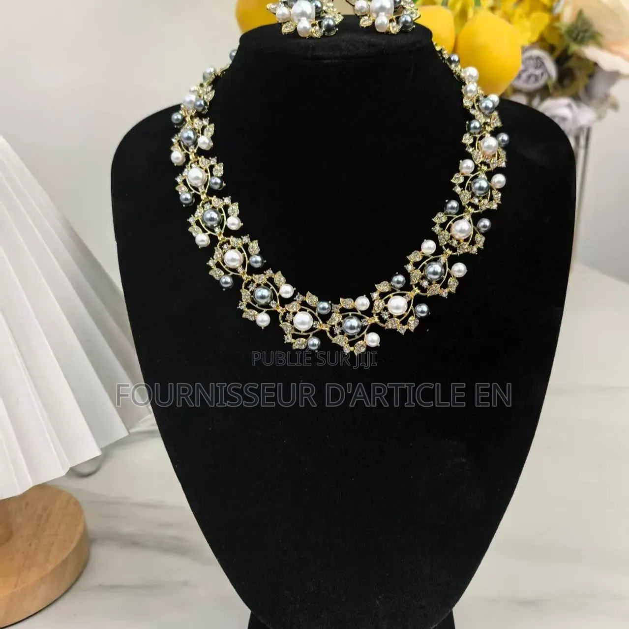 Parure De Perles ,Collier + Boucles D'oreilles, Finition Haut De Gamme