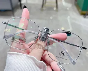 Monture De Lunettes Pour Homme Et Femme – Alliage De Titane Pur