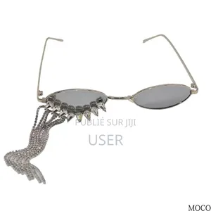 Lunettes De Soleil Mode, Monture Ornée De Strass Et De Chaînettes