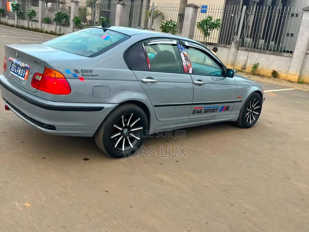 BMW 3 Series 1998 Gris