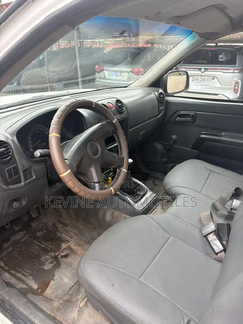 Isuzu D-MAX 2012 Blanc