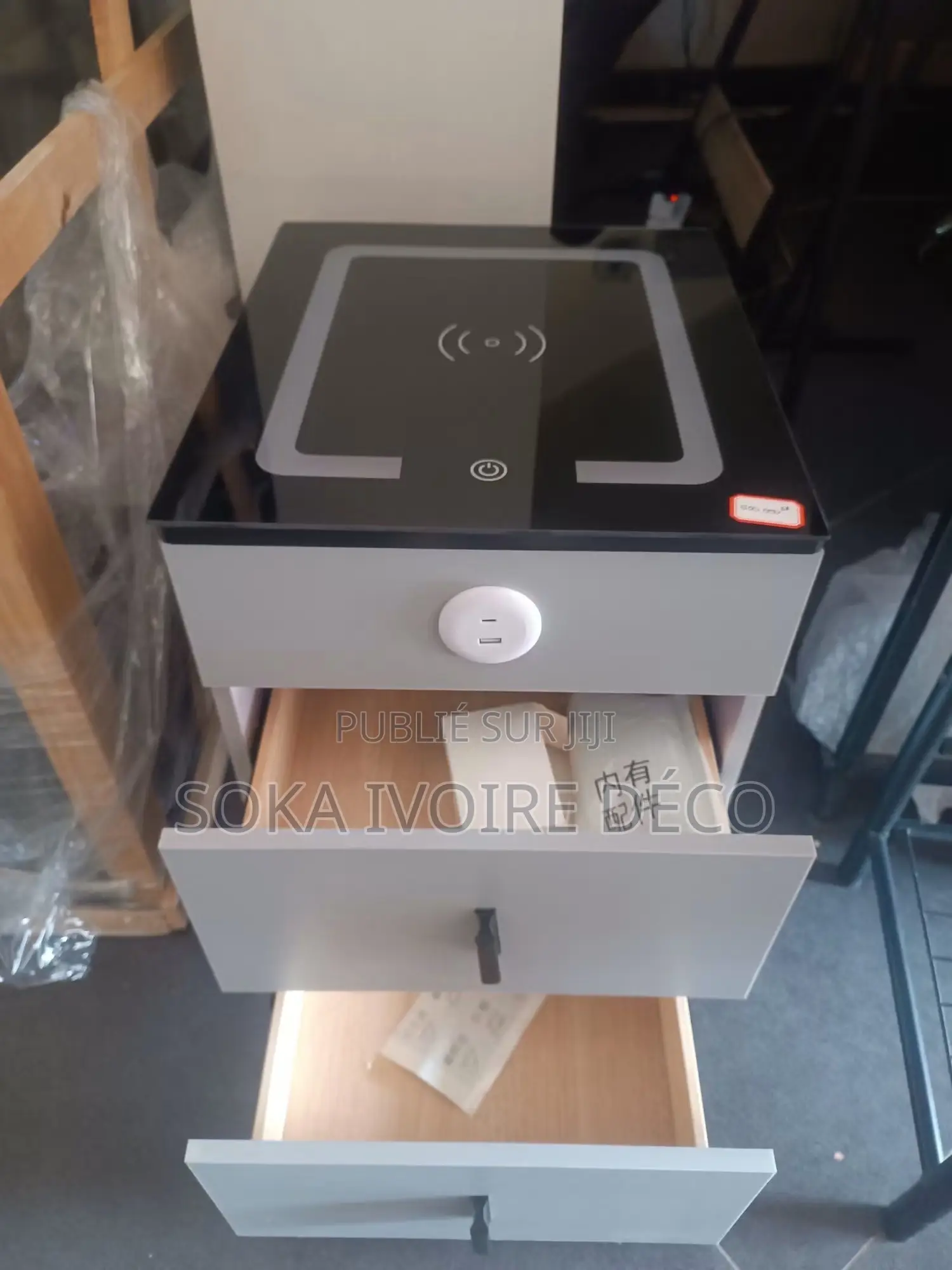 Table De Nuit Bluetooth